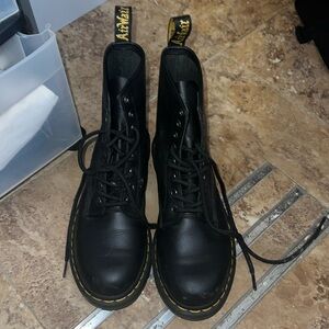 Dr. Martens black